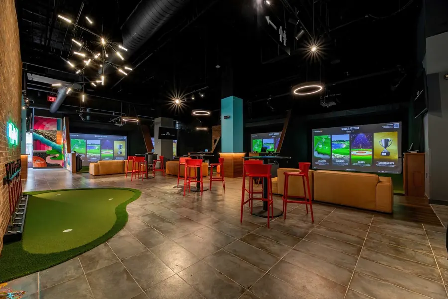 Golfzon simulator in play